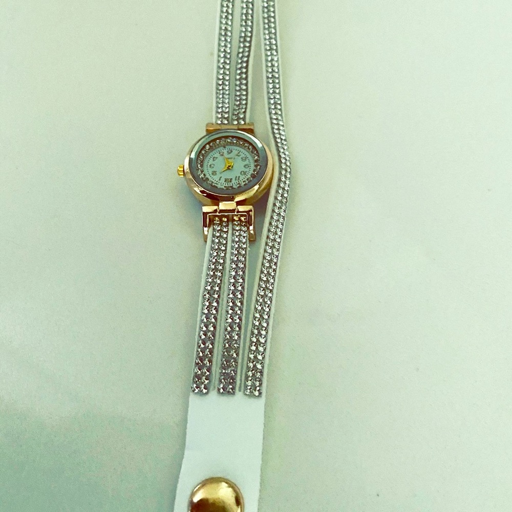 Brand new watch bracelet S-M wrist size